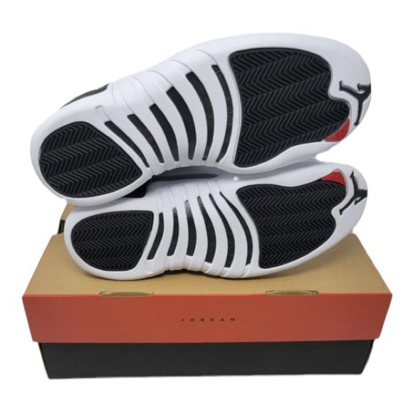 Nike Air Jordan Retro 12 Playoffs Women 9 - Picture 5 of 6